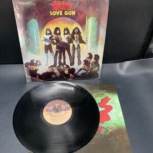 Vtg KISS LOVE GUN 1977 CASABLANCA LP NBLP 7057 Original Inner Sleeve. F7